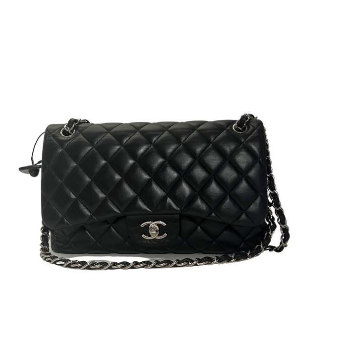 CHANEL DOUBLE FLAP JUMBO BAG