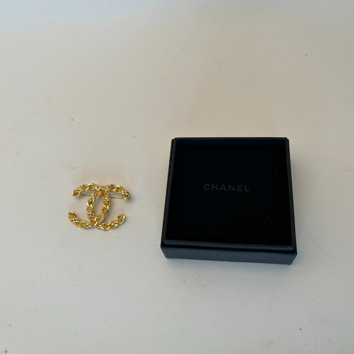 Broche Chanel