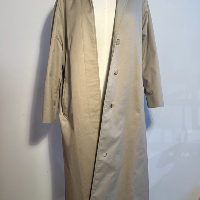 Burberry XL Trench Coat