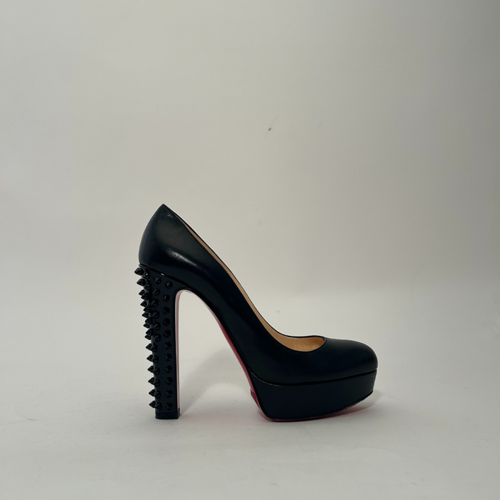 Escarpins Louboutin Taclou 39.5