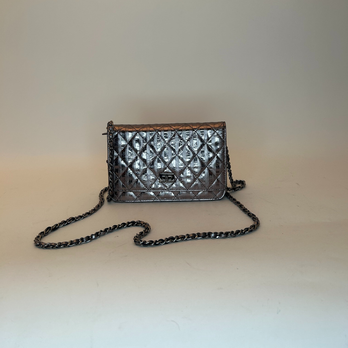 Sac Chanel wallet on chain